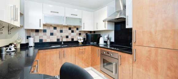 2 bedrooms Apartment in Bushey, United Kingdom No. 6217 3