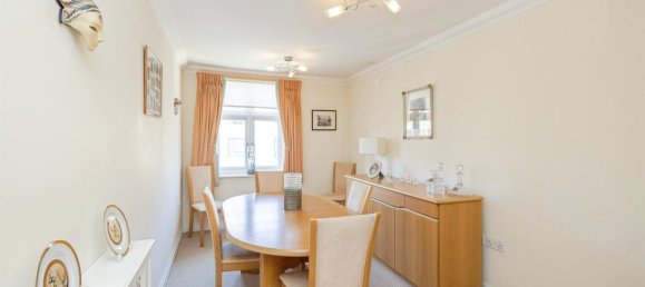 2 bedrooms Apartment in Bushey, United Kingdom No. 6217 22