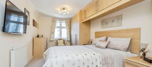 2 bedrooms Apartment in Bushey, United Kingdom No. 6217 5