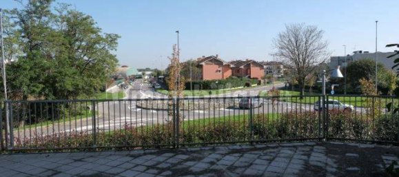 Apartamento de 3 divisões em Inzago, Italy N.º 97032 8