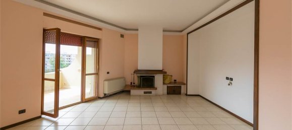 3 bedrooms Penthouse in Syracuse, Italy No. 250596 5