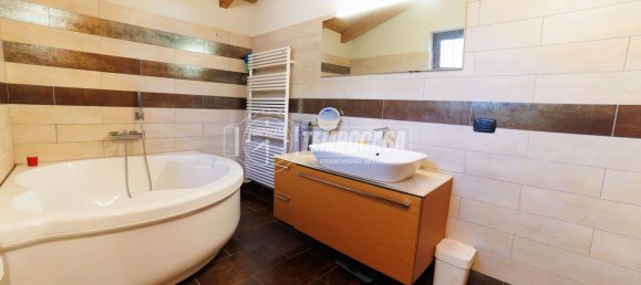 5-Zimmer Villa in Vialfrè, Italy, Nr. 1832 22