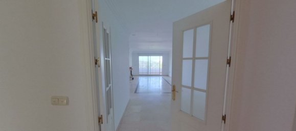 2 bedrooms Apartment in Marbella, Spain No. 103247 7