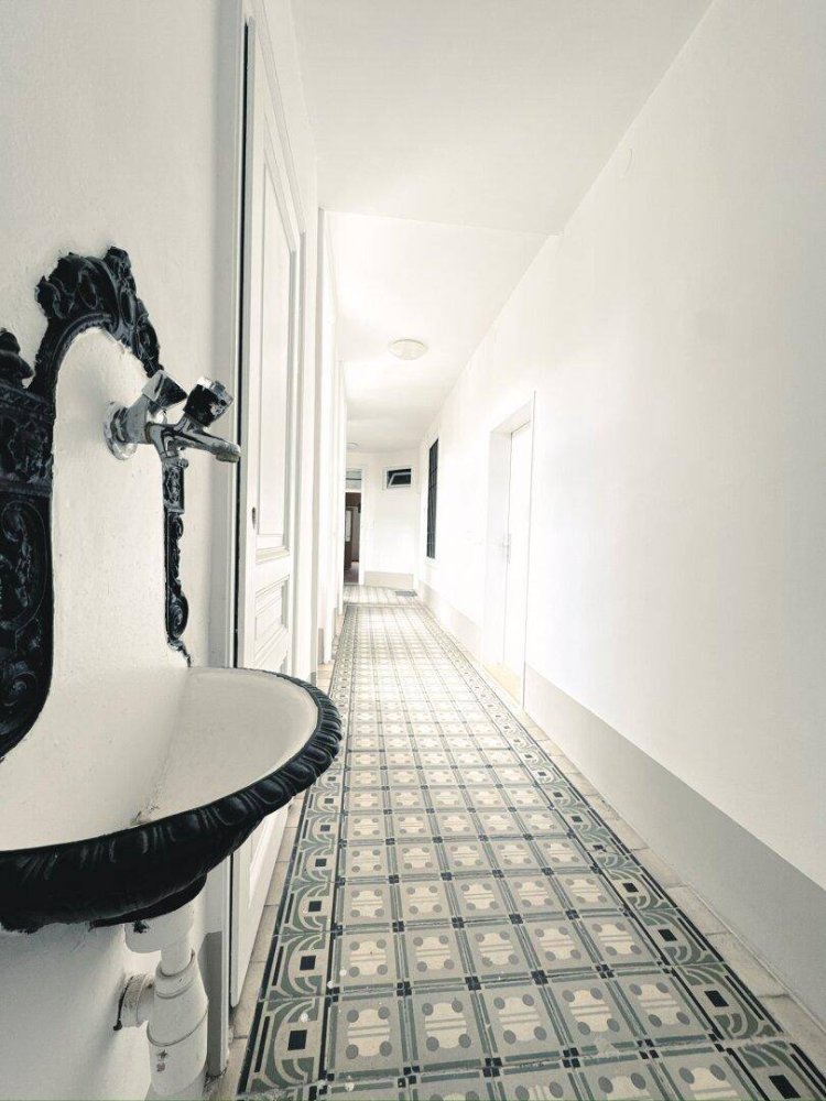 Studio in Vienna, Austria No. 25430