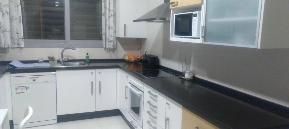 4 غرف نوم منزل في Cadiz, Spain رقم 178058 51