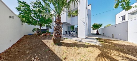 4 غرف نوم منزل في Cadiz, Spain رقم 178058 20