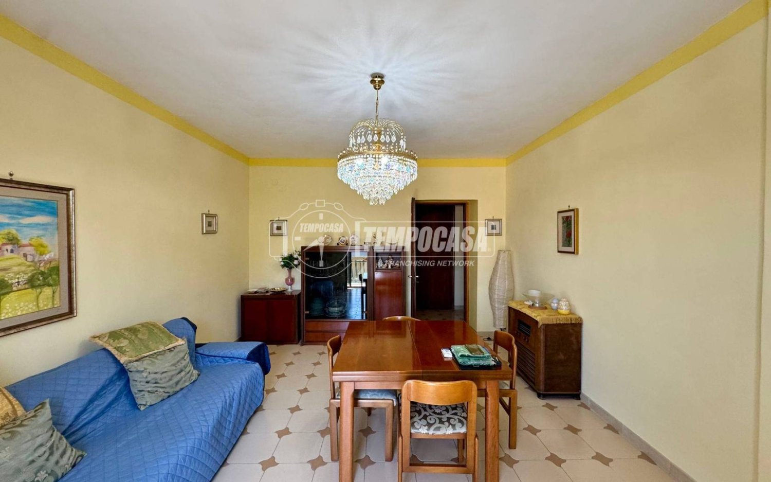3 bedrooms Apartment in Caserta, Italy No. 288712