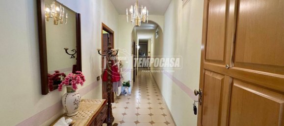 3 bedrooms Apartment in Caserta, Italy No. 288712 9