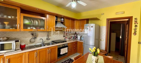 3 bedrooms Apartment in Caserta, Italy No. 288712 7