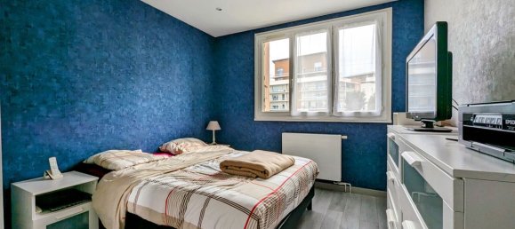 2 Schlafzimmer Wohnung in Chartres, France, Nr. 270696 3