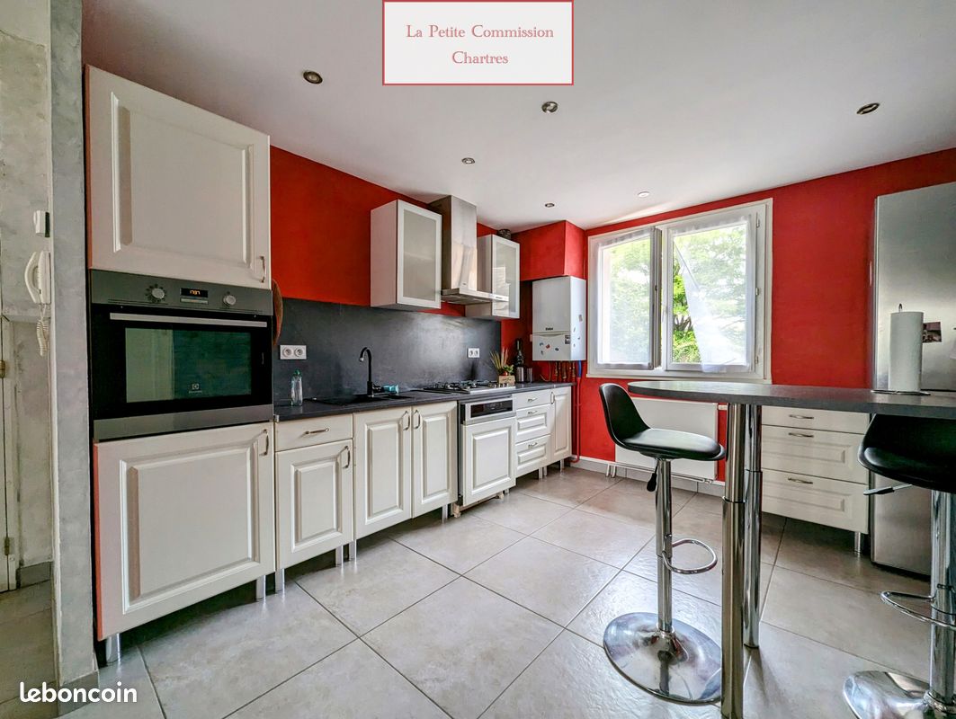 2 Schlafzimmer Wohnung in Chartres, France, Nr. 270696