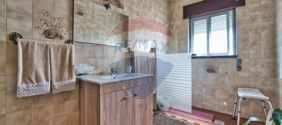 4 bedrooms House in Coruche, Portugal No. 181248 28