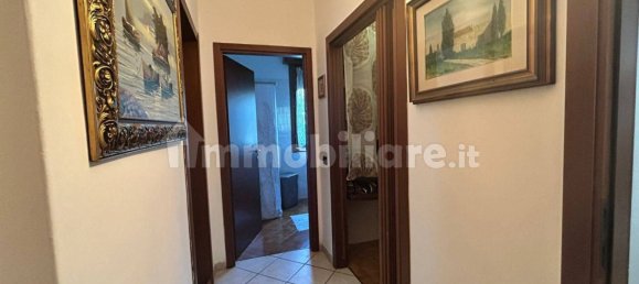 3 Schlafzimmer Wohnung in Modena, Italy, Nr. 26207 19