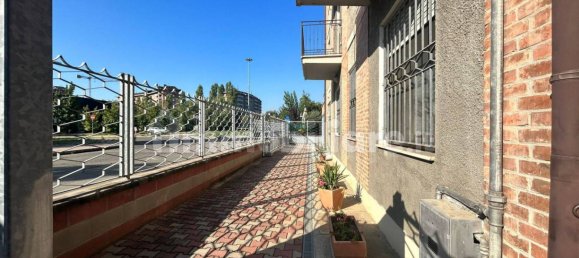 3 Schlafzimmer Wohnung in Modena, Italy, Nr. 26207 4