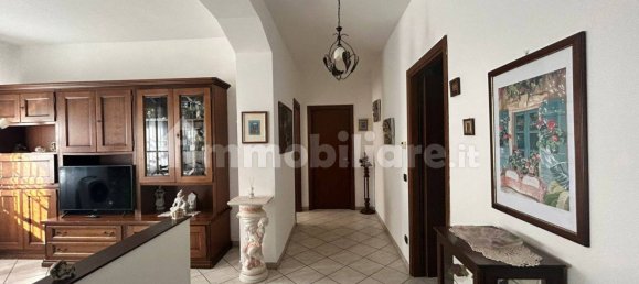 3 Schlafzimmer Wohnung in Modena, Italy, Nr. 26207 14