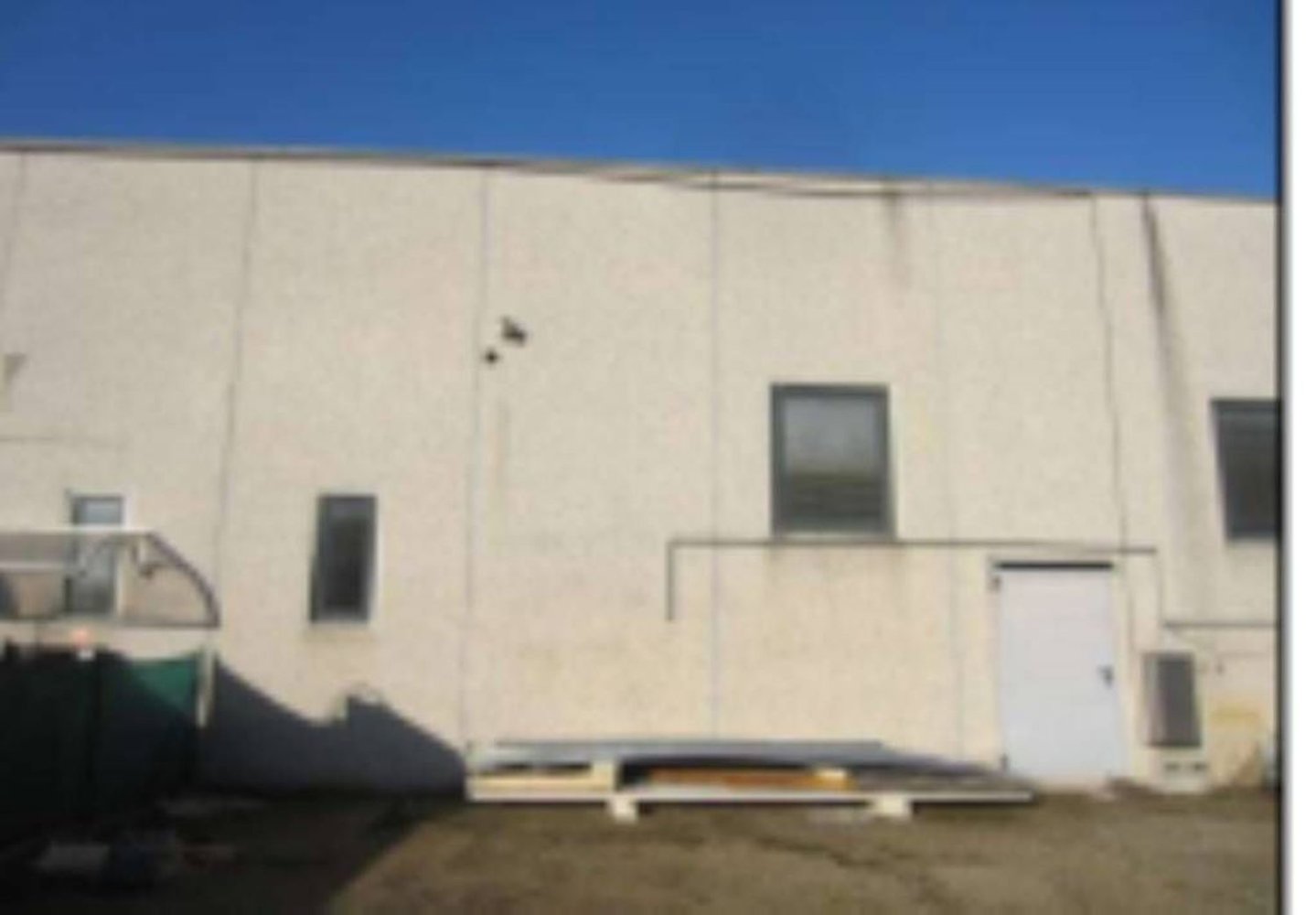 376m² Warehouse in Besozzo, Italy No. 93518