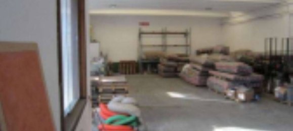 376m² Warehouse in Besozzo, Italy No. 93518 4