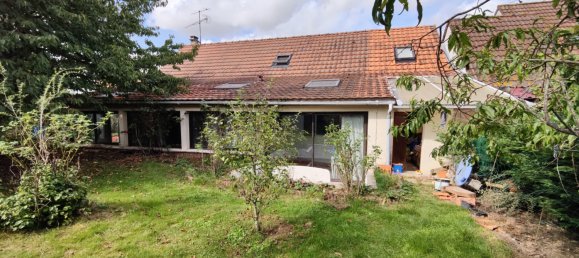 5 bedrooms House in Chartres, France No. 93449 18