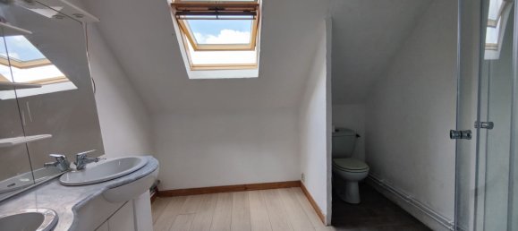 5 bedrooms House in Chartres, France No. 93449 32