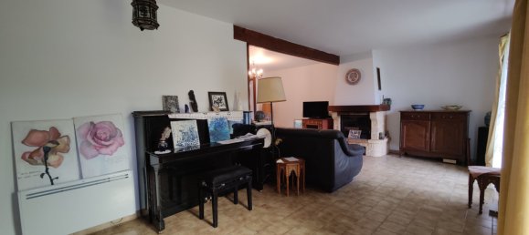 5 bedrooms House in Chartres, France No. 93449 26