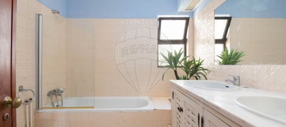 6 bedrooms House in Guia, Portugal No. 274121 7