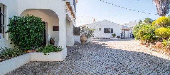 6 bedrooms House in Guia, Portugal No. 274121 29
