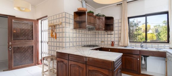 6 bedrooms House in Guia, Portugal No. 274121 13