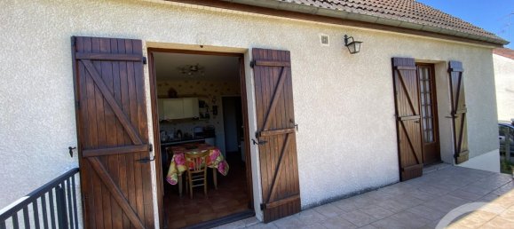 6 Schlafzimmer Haus in La Guerche-sur-l'Aubois, France, Nr. 69226 13