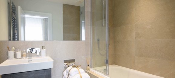 Casa de 3 dormitorios en Cranleigh, United Kingdom No. 3414 6