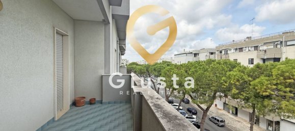Apartamento de 4 dormitorios en Brindisi, Italy No. 380626 24