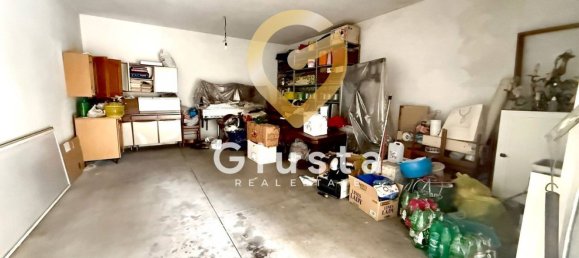 Apartamento de 4 dormitorios en Brindisi, Italy No. 380626 39