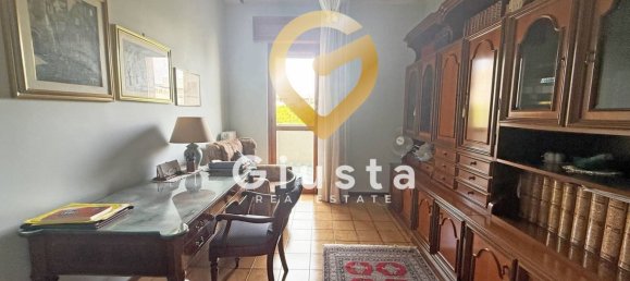 Apartamento de 4 dormitorios en Brindisi, Italy No. 380626 30