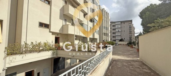 Apartamento de 4 dormitorios en Brindisi, Italy No. 380626 38