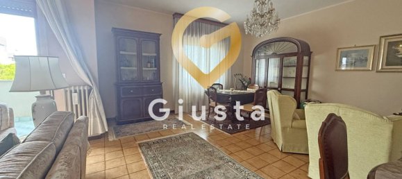 Apartamento de 4 dormitorios en Brindisi, Italy No. 380626 19
