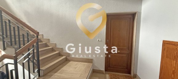 Apartamento de 4 dormitorios en Brindisi, Italy No. 380626 15