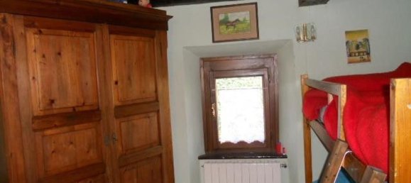 6 rooms House in Pievepelago, Italy No. 139374 3