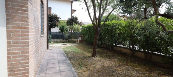 3 bedrooms Duplex in Ravarino, Italy No. 327794 19