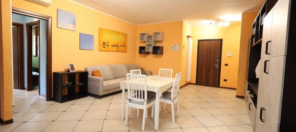 3 bedrooms Duplex in Ravarino, Italy No. 327794 4