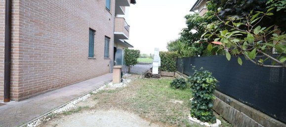 3 bedrooms Duplex in Ravarino, Italy No. 327794 17