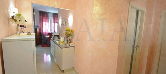 Ático de 4 dormitorios en Borghetto Santo Spirito, Italy No. 324148 4