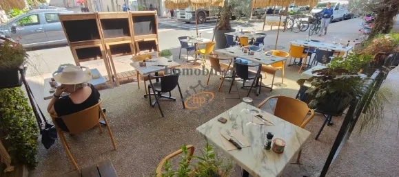  عقار تجاري في Aveyron, France 215متر مربع رقم 316365 8