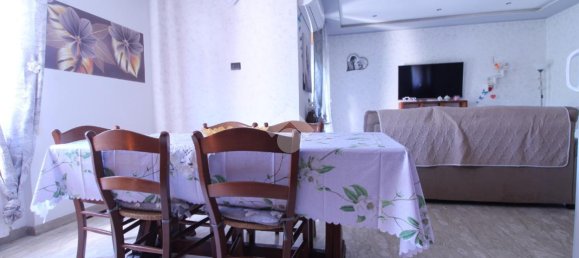 Apartamento de 3 divisões em Luzzi, Italy N.º 238996 6