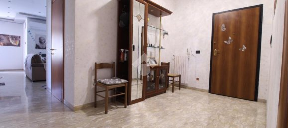 Apartamento de 3 divisões em Luzzi, Italy N.º 238996 11
