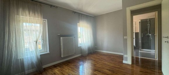 Casa de 4 divisões em Soave, Italy N.º 276470 10