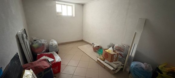 3-salle Appartement à Colverde, Italy No. 313815 16
