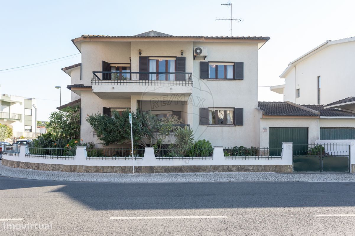 5 bedrooms House in Oeiras, Portugal No. 42478