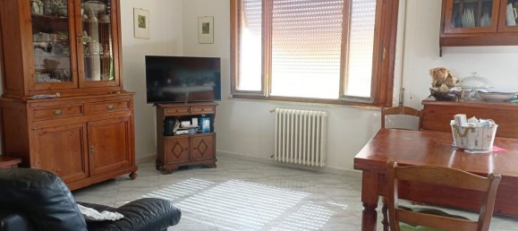 4 Schlafzimmer Wohnung in San Miniato, Italy, Nr. 329907 21