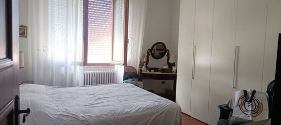 4 Schlafzimmer Wohnung in San Miniato, Italy, Nr. 329907 11