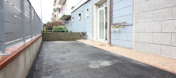 3-salle Appartement à Anzola dell'Emilia, Italy No. 40476 15