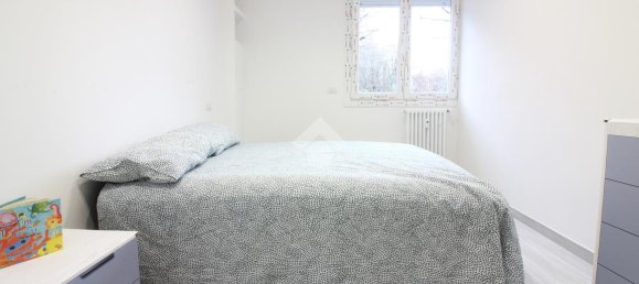 3-salle Appartement à Anzola dell'Emilia, Italy No. 40476 10